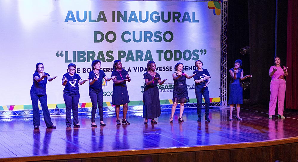 AULA INAUGURAL DE LIBRAS CELEBRA NOVO RECORDE DE INSCRITOS