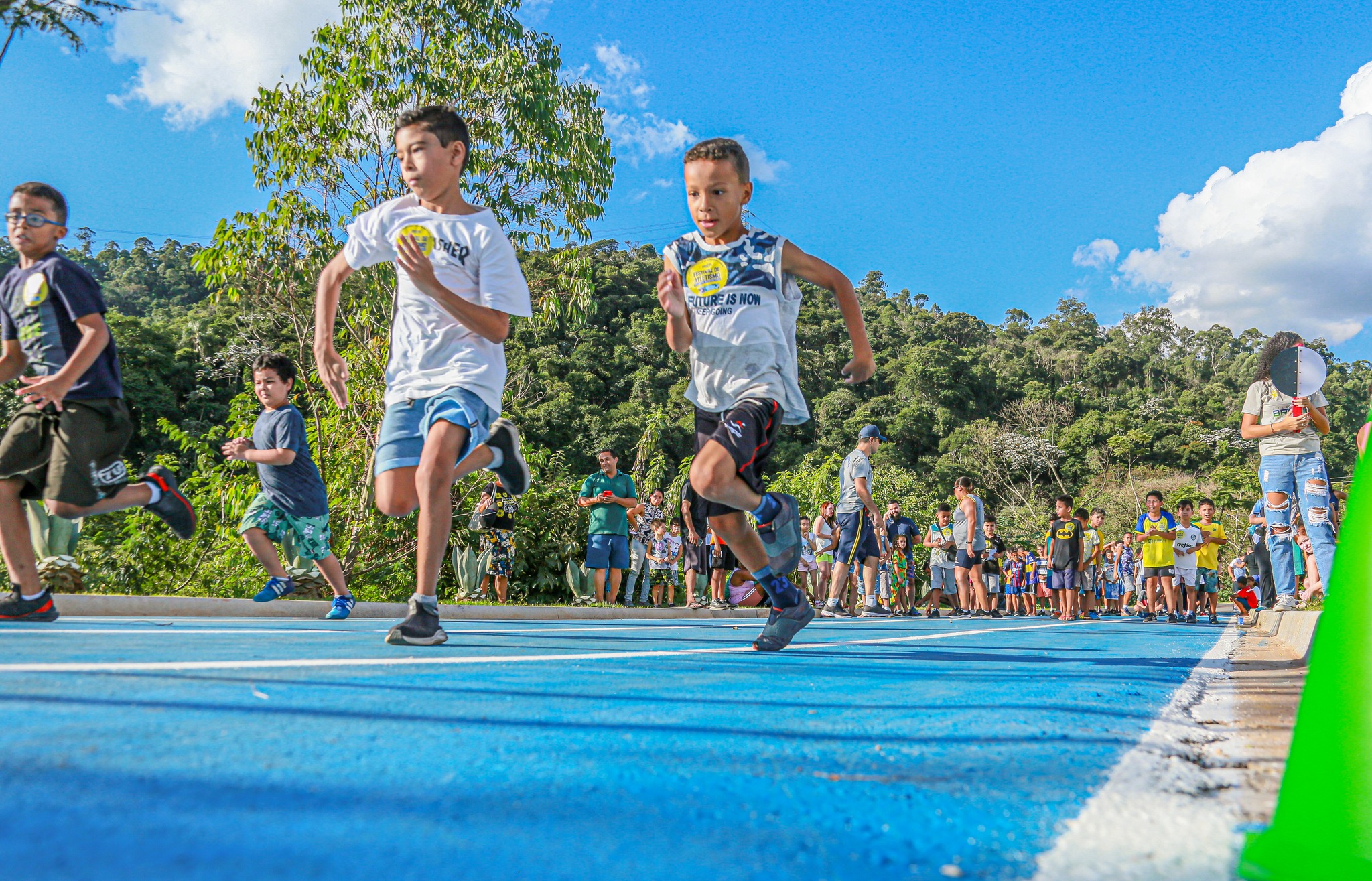 <strong>Secretaria de Esporte de Santana de Parnaíba realiza Festival de Atletismo</strong> 