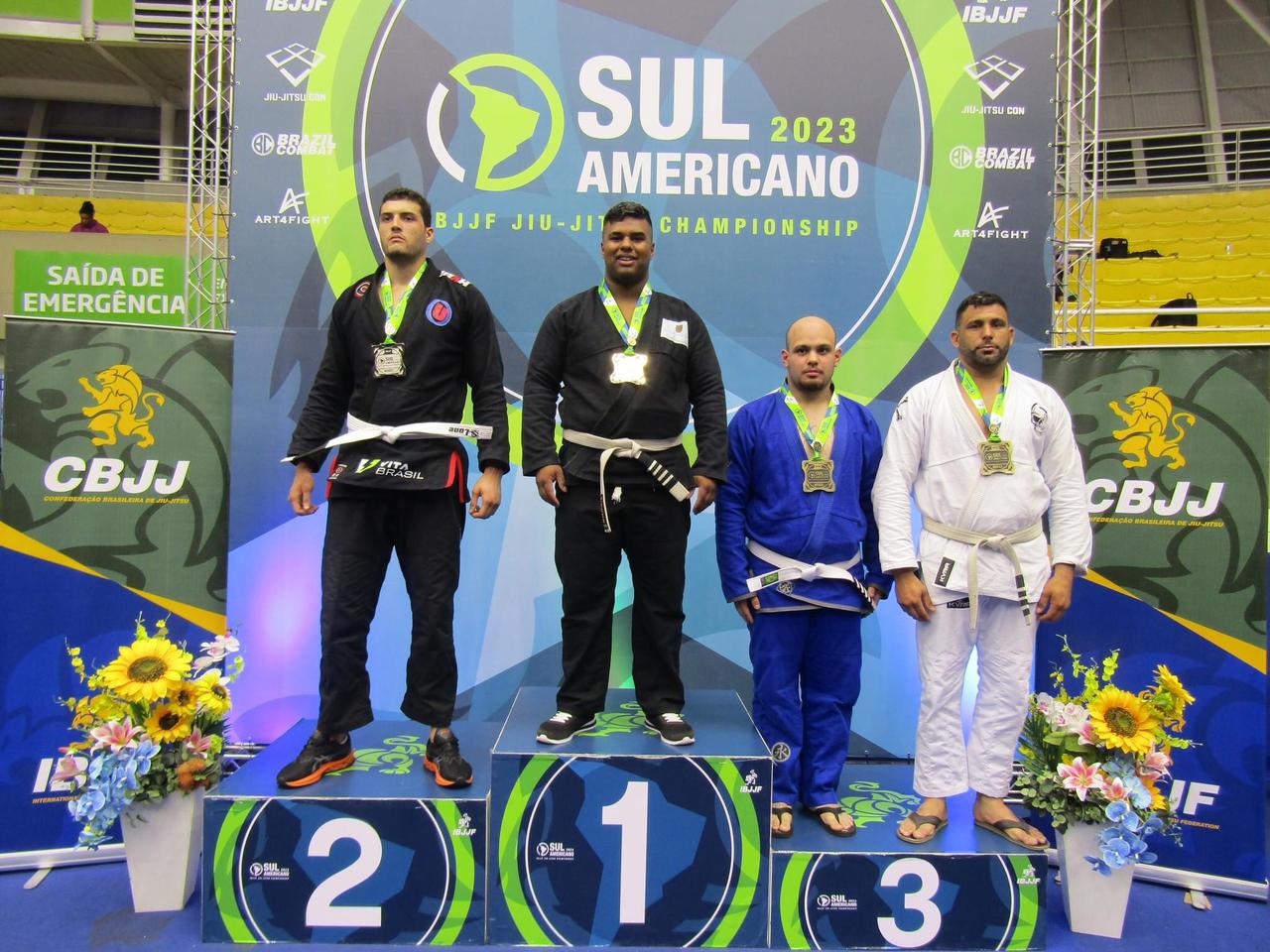 Atleta de Santana de Parnaíba é ouro no Sul-Americano de Jiu-Jítsu