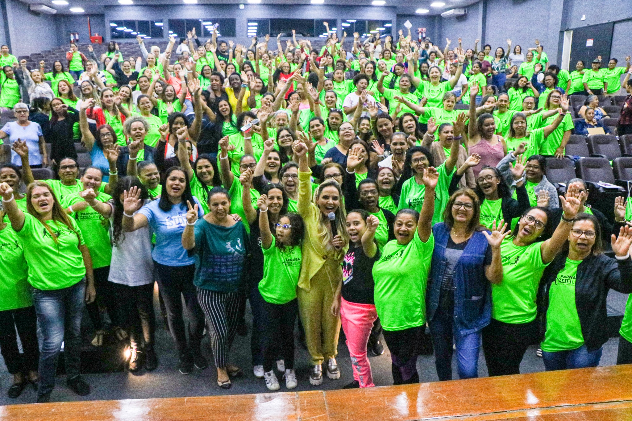 Treinamento do Parnaíba Mais Leve conscientiza sobre a violência doméstica