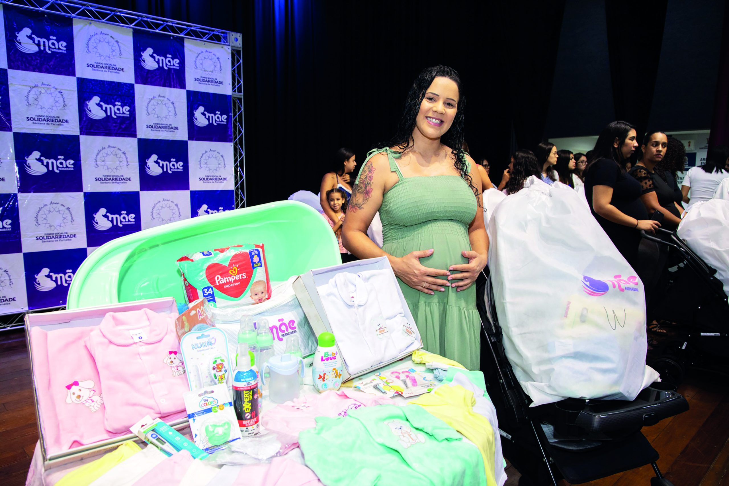 107 mamães de Santana de Parnaíba recebem kit enxoval do maior programa de combate à mortalidade infantil