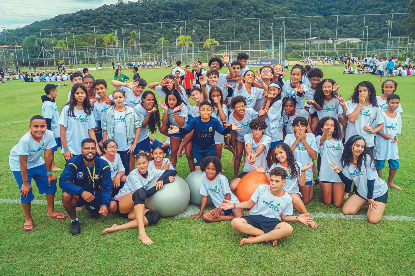 Educando no Parque: cerca de 700 estudantes de Santana de Parnaíba participam de atividades esportivas