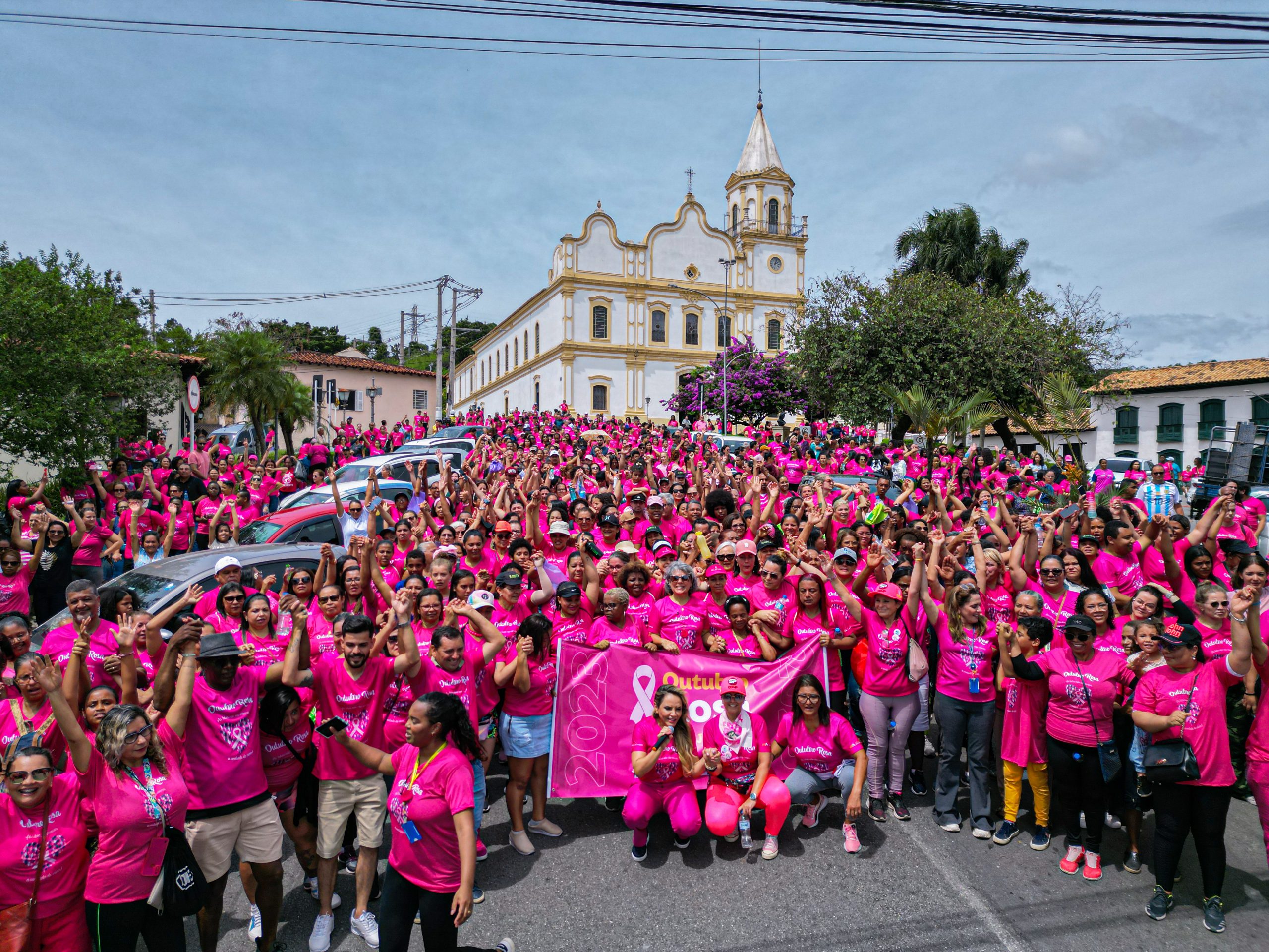 Outubro Rosa: Santana de Parnaíba faz campanha de conscientização e prevenção ao câncer de mama 