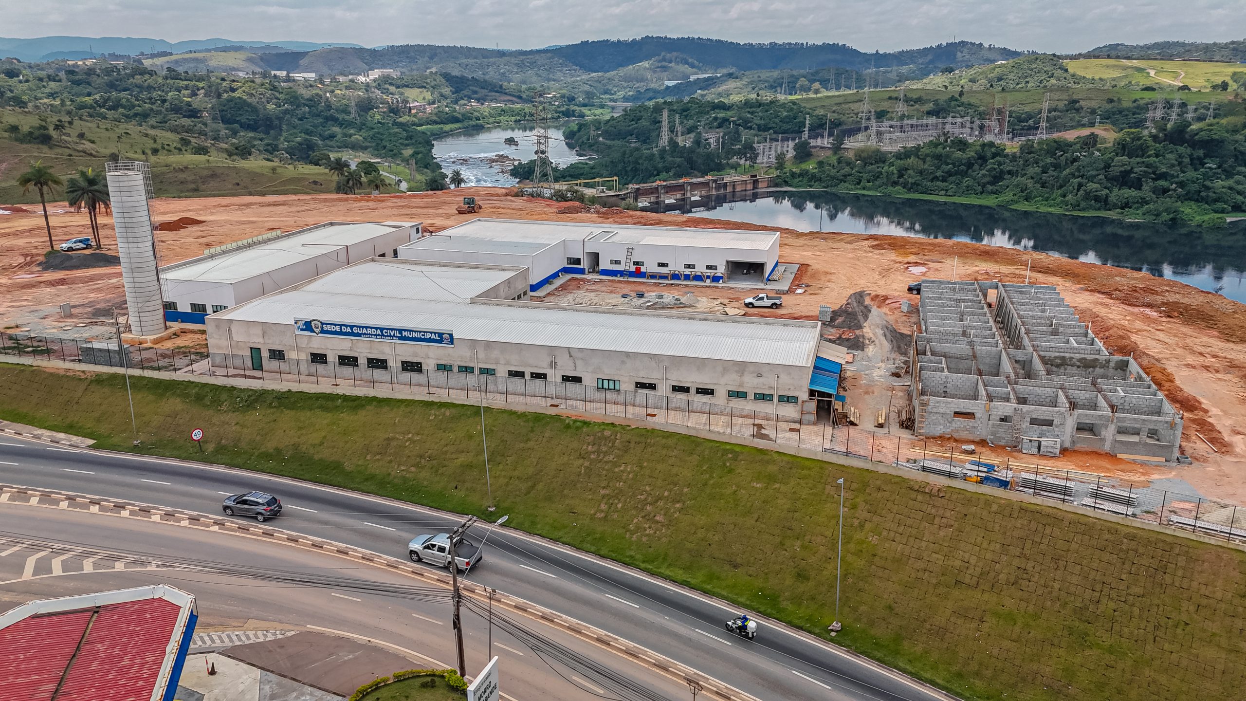 Obras do novo quartel da Guarda Civil Municipal de Santana de Parnaíba seguem em ritmo acelerado