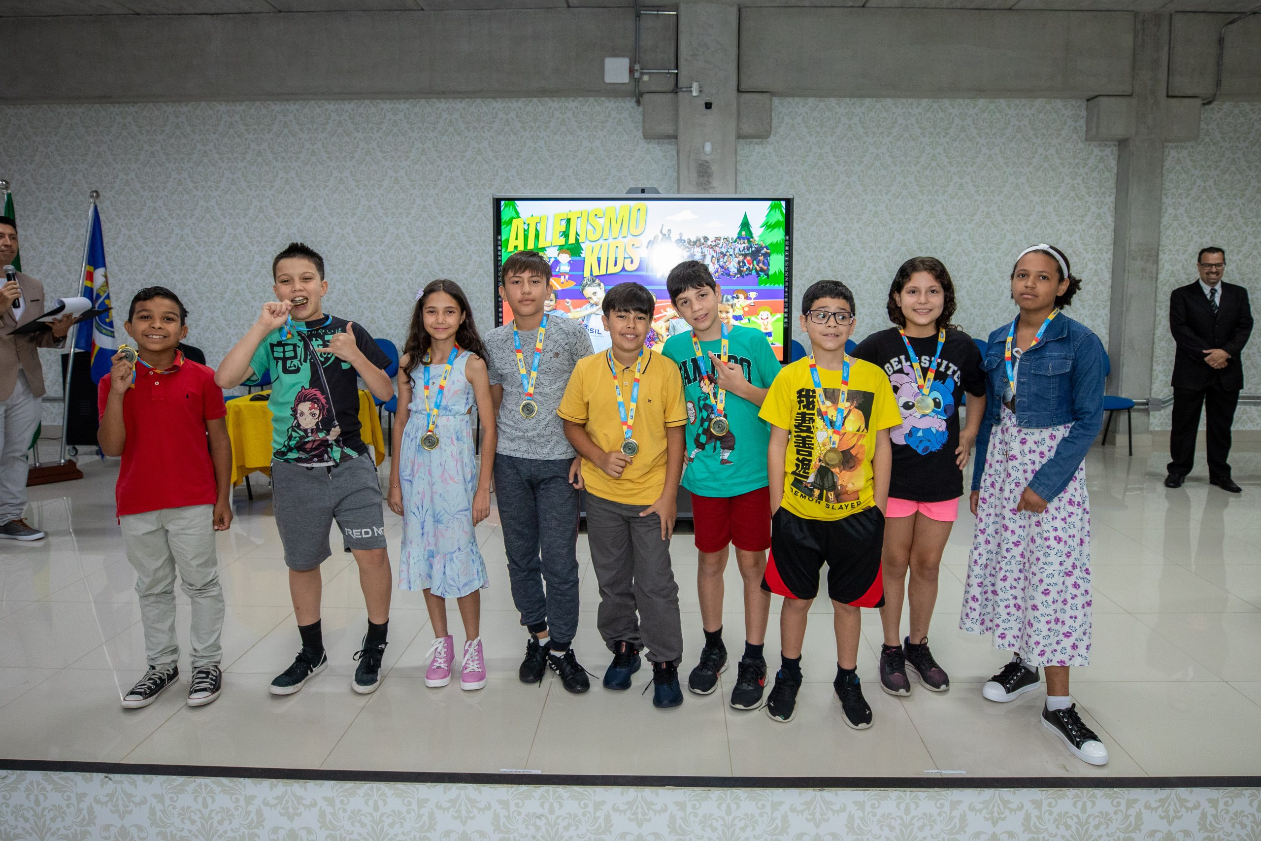 Confraternização anual de atletismo de Santana de Parnaíba premia alunos destaques do ano