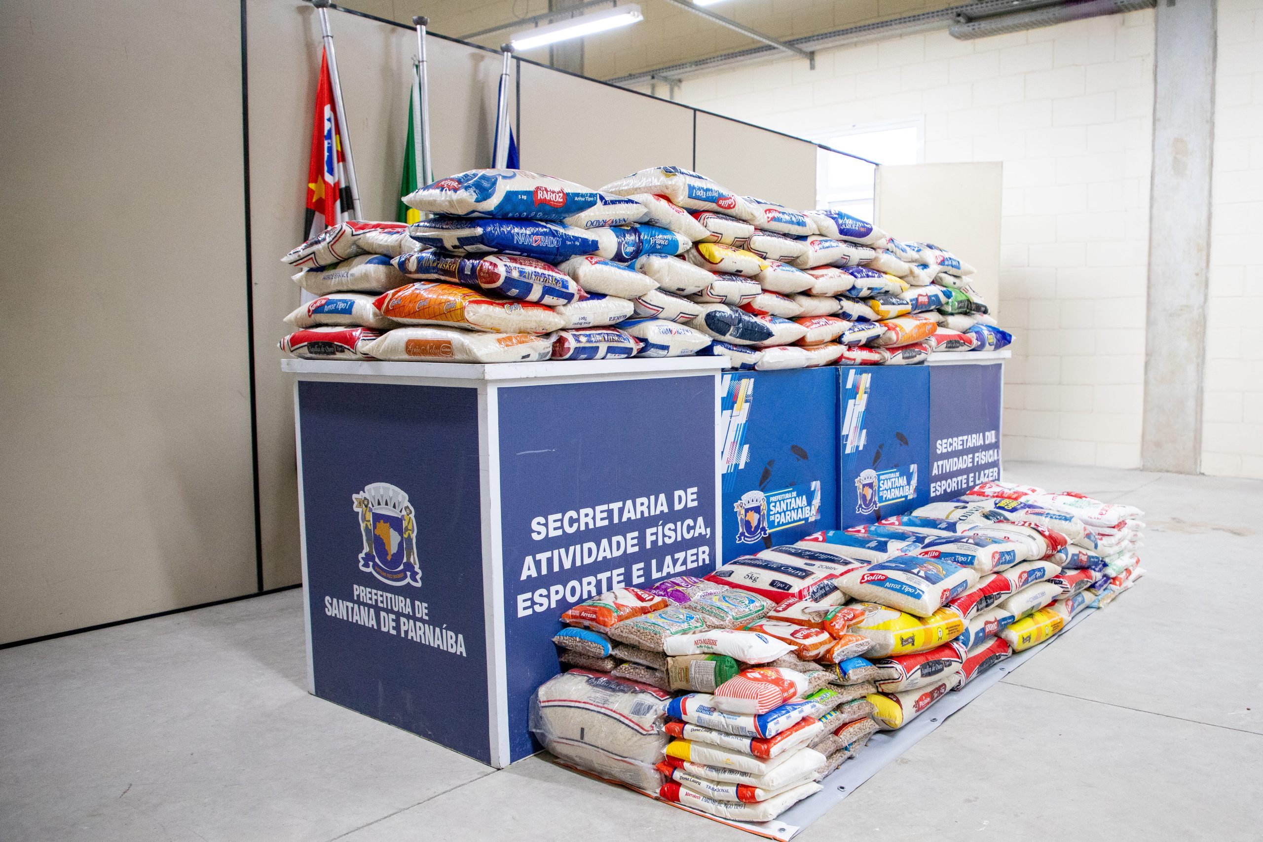Santana de Parnaíba promove ação solidária com entrega uma tonelada de alimentos ao Fundo Social