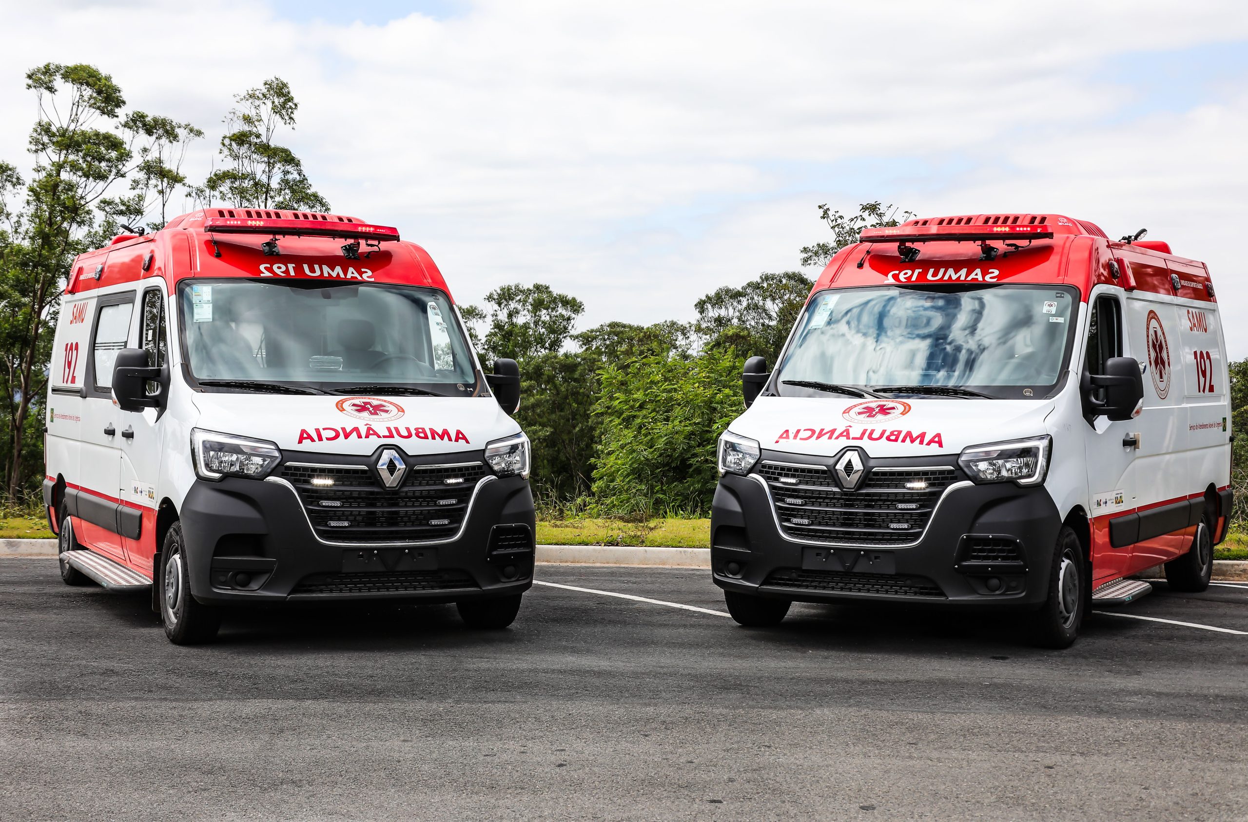 Santana de Parnaíba recebe duas novas ambulâncias do SAMU no Dia Mundial da Saúde