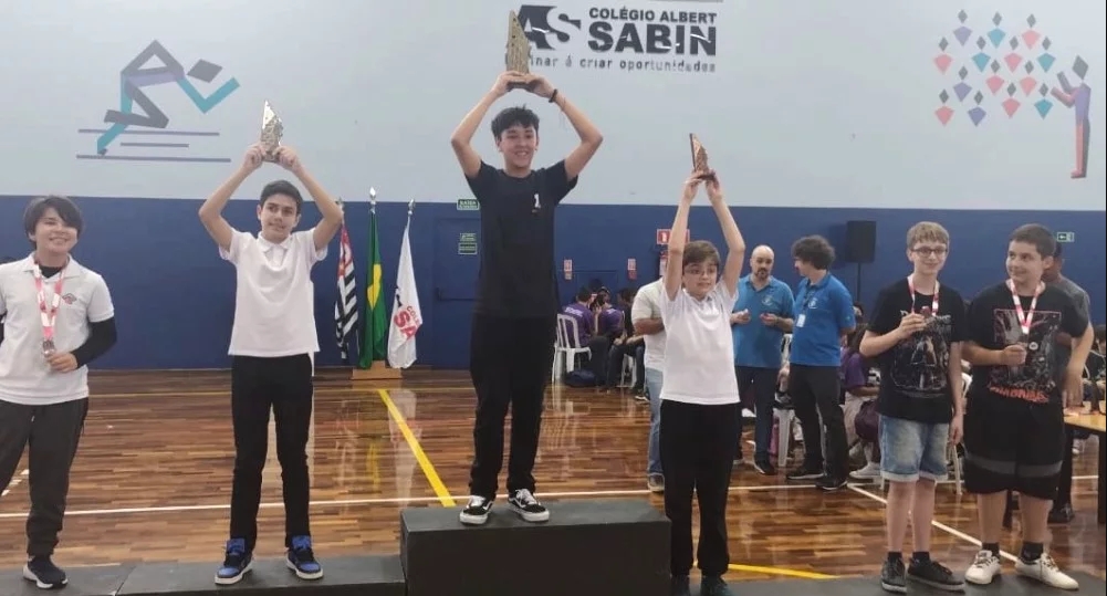 Jovens enxadristas de Osasco se destacam no Campeonato Paulista Escolar